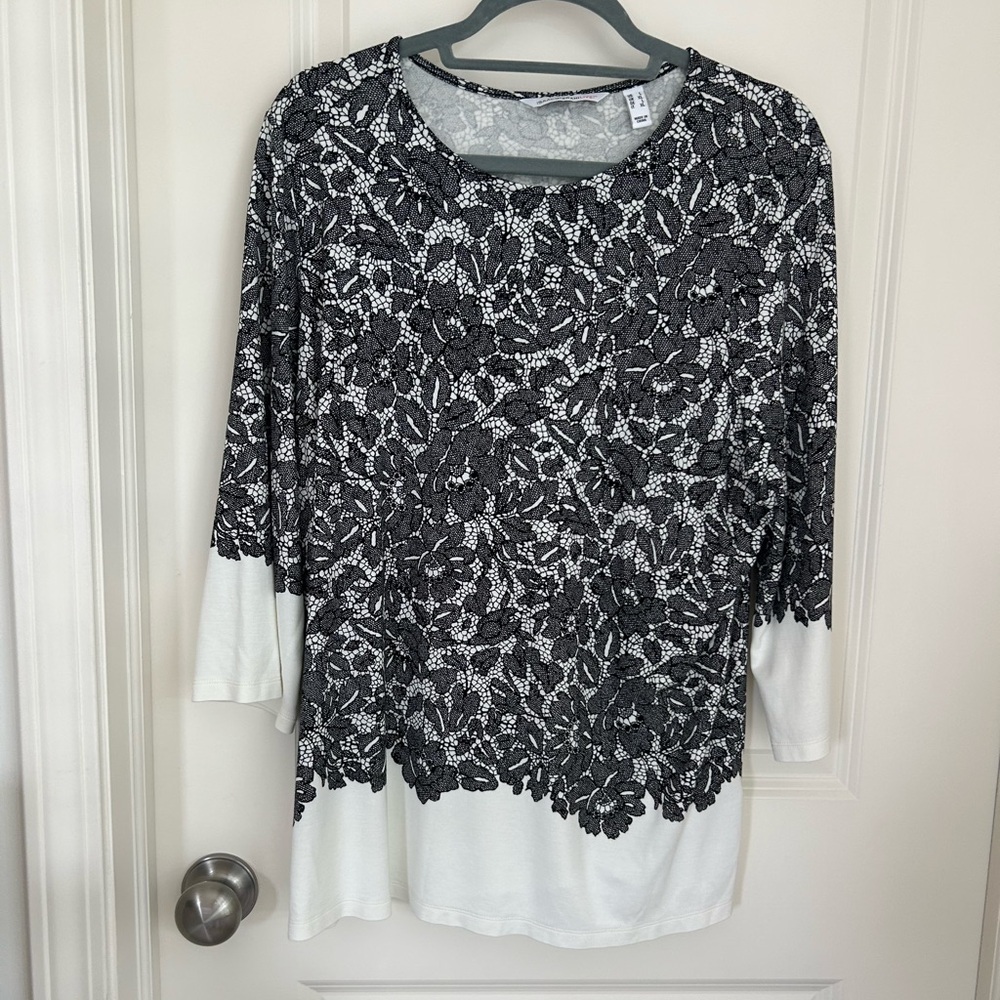 Isaac Mizrahi Floral Black and White Blouse with 3/4 Sleeves